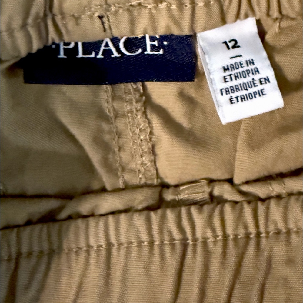Tommy Hilfiger Boys 12 L Blue T-Shirt Children’s Place Khaki Beige Shorts Set - Picture 4 of 4